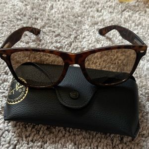 Gently Used Ray-Ban Unisex Tortoise Sunglasses